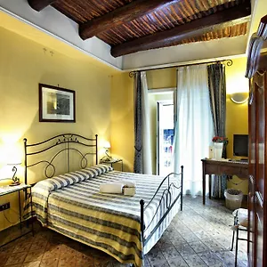 *** Bed & Breakfast L'alloggio Dei Vassalli Italia